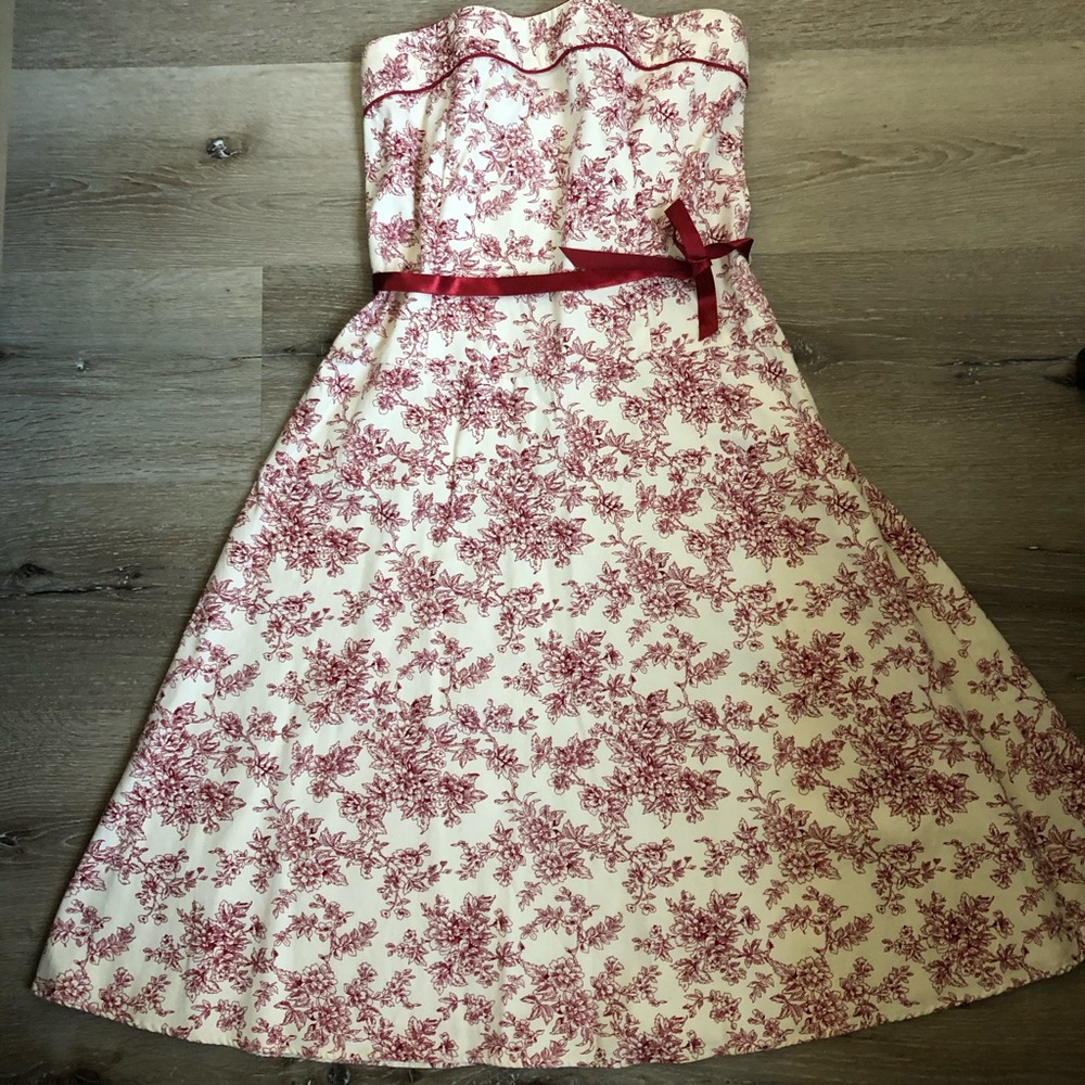 Just Choon Strapless Dress